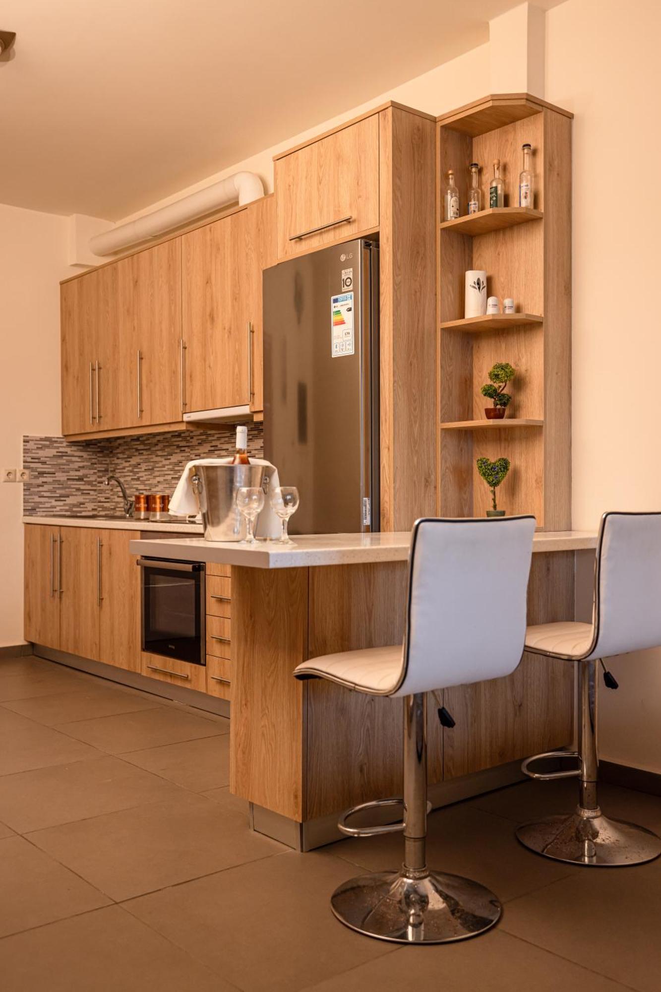 Filippos Apartments 阿马林索斯 外观 照片
