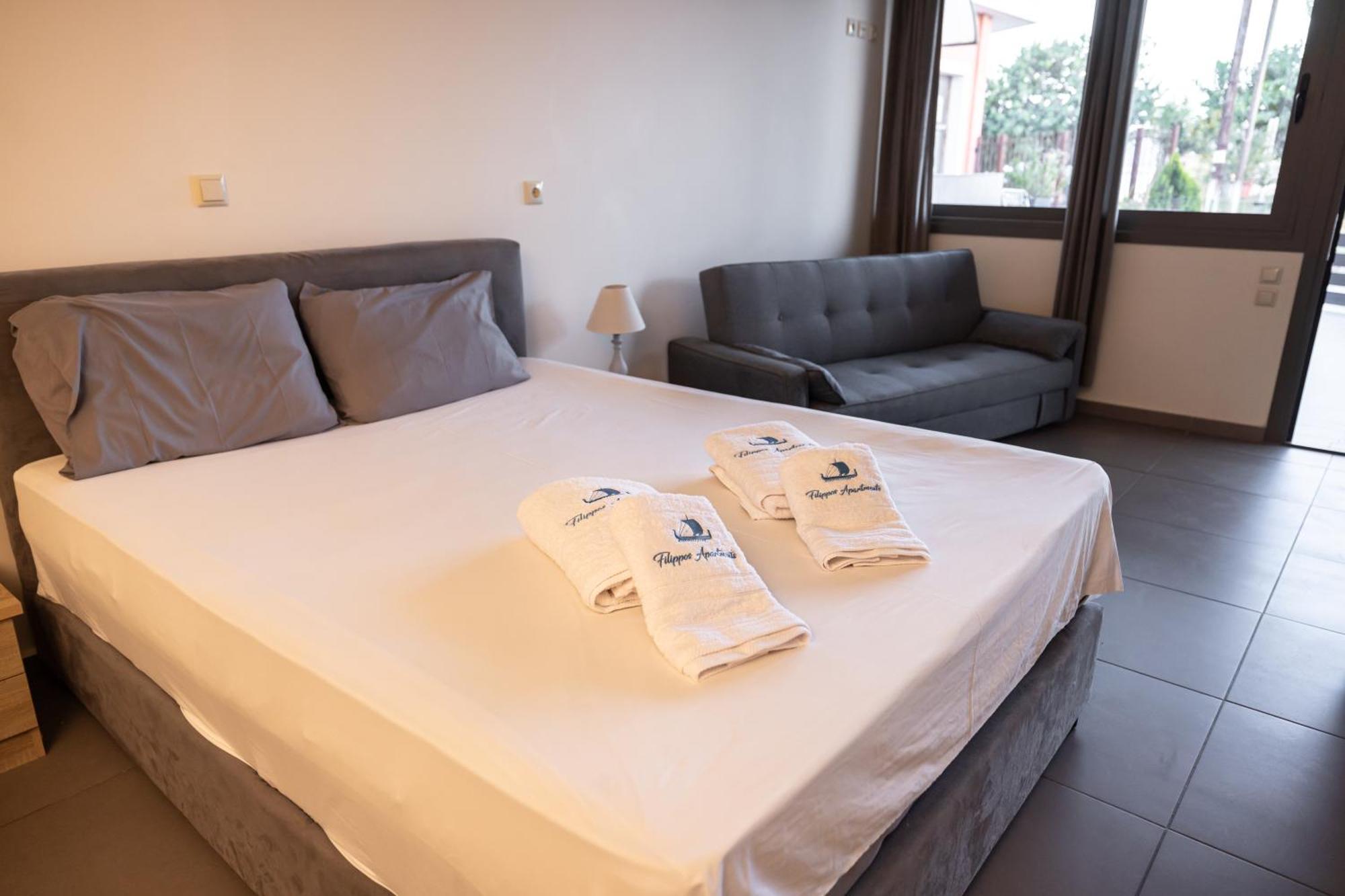 Filippos Apartments 阿马林索斯 外观 照片