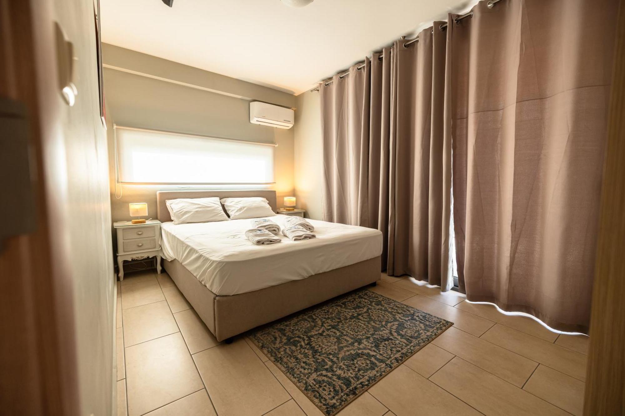 Filippos Apartments 阿马林索斯 外观 照片