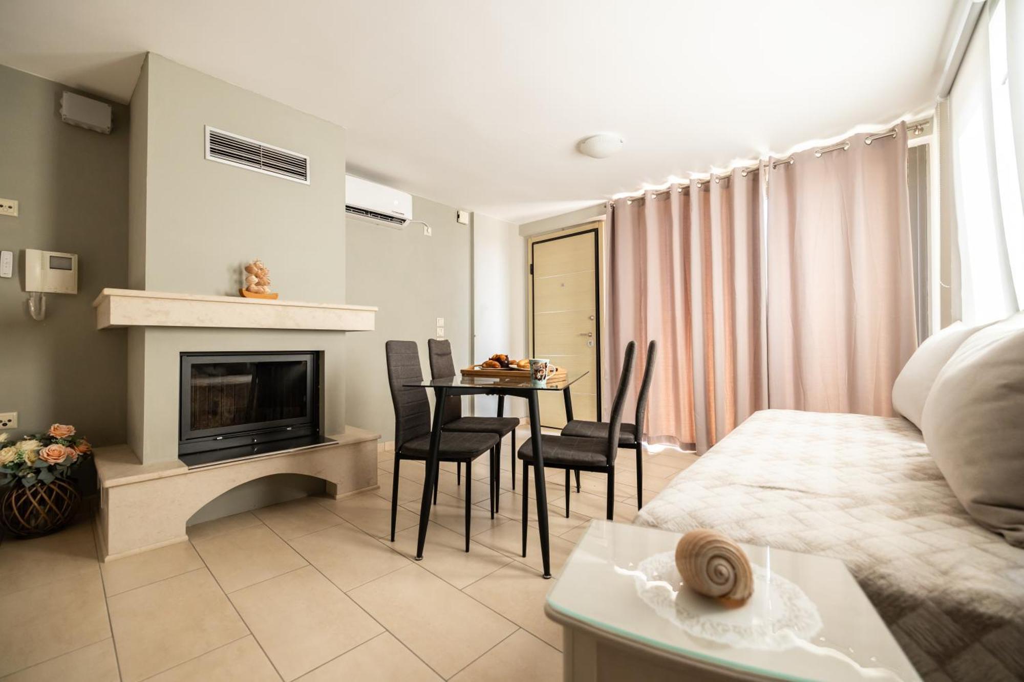 Filippos Apartments 阿马林索斯 外观 照片